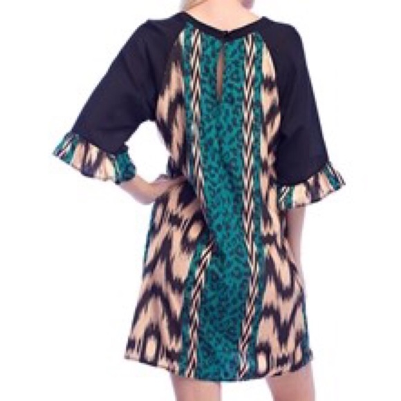 NEW- The Rylee Dress - Picture 2 of 3